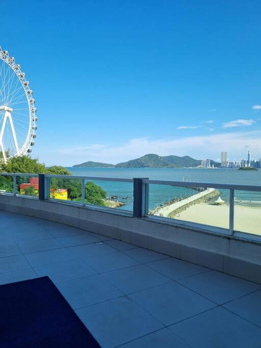 Piscina A Beira-Mar, Tranquilidade E Qualidade No Melhor De Bc Balneario Camboriu Exterior photo